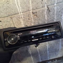Sony car radio Mp3 Bluetooth