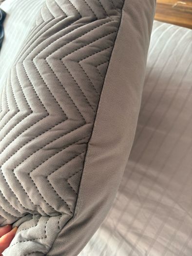 2 grey cushions