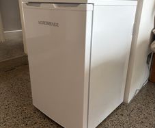 Fridge - Undercounter
