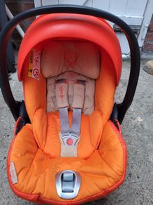 Cybex Cloud Q newborn carseat