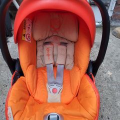 Cybex Cloud Q newborn carseat