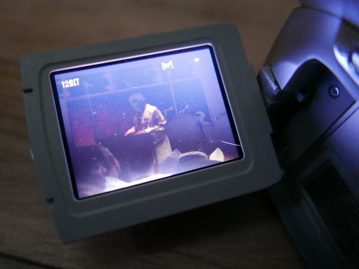 JVC GR-D247EK Handheld MiniDV Camcorder with charger Tested