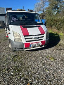 Recovery truck