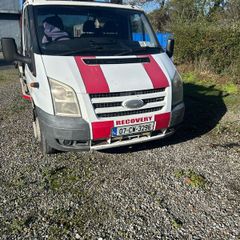 Recovery truck