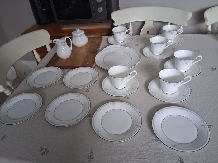 Royal Doulton fine bone china sets
