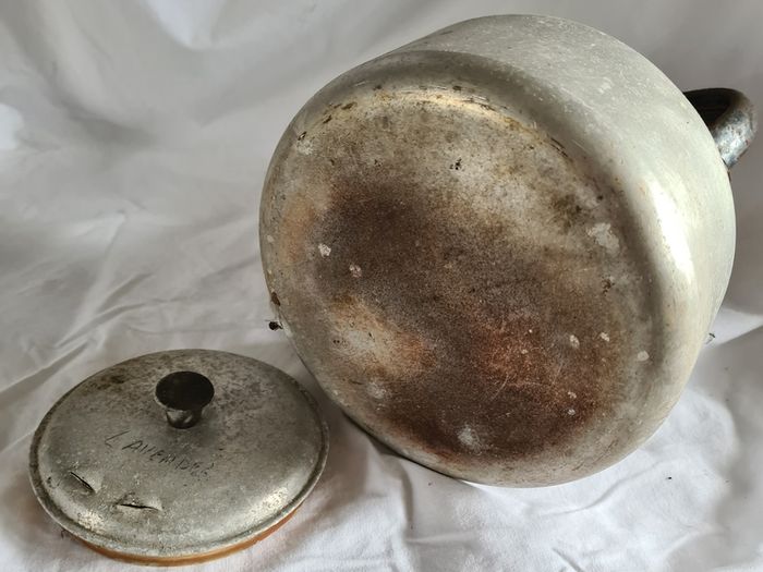 vintage tea pot