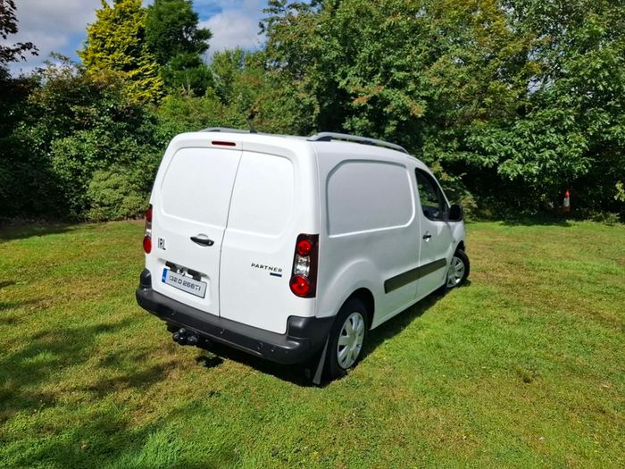 162 Peugeot partner