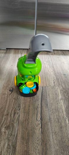 LeapFrog Pick Up & Count Vacuum