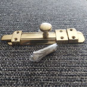 Sliding latch bolt