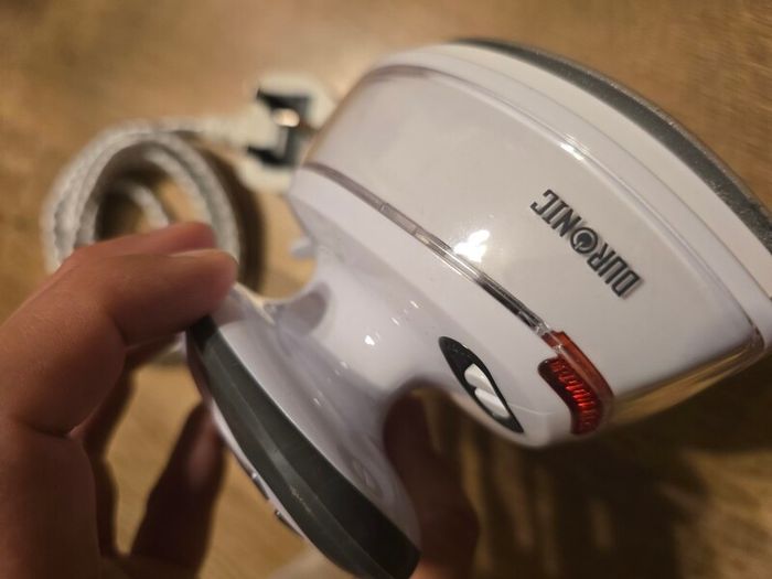 Duronic Mini Steam Iron