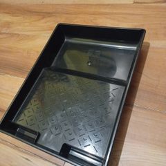 Paint roller tray
