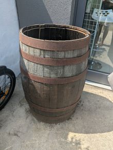 Whiskey barrell