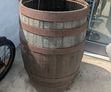 Whiskey barrell