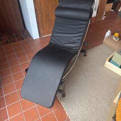 Chaise Long - rarely used. Like new