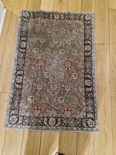 Rug