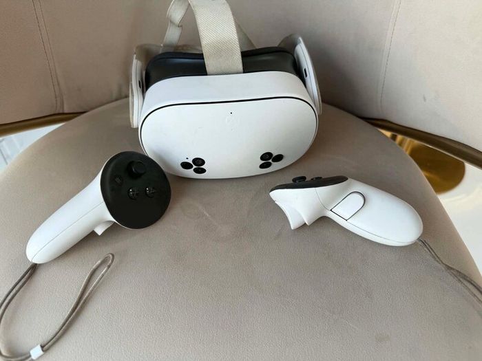 Meta Quest 3S VR headset