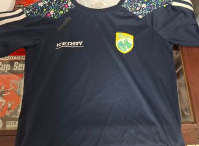 Kerry GAA O'Neills Gaelic Football Jersey (Youths 7-8 Years) FREE POST