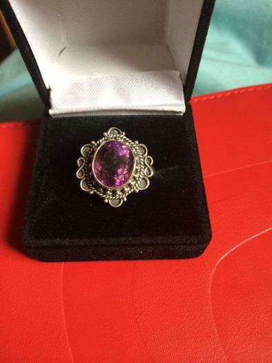 Silver amathyst stone dress ring