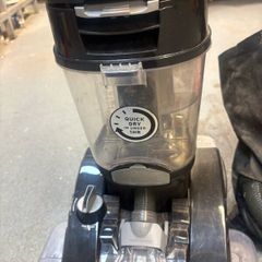 Carpet cleaner