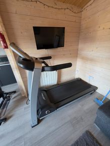 Life Fitness Treadmill