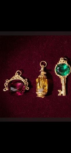 9k gold charms