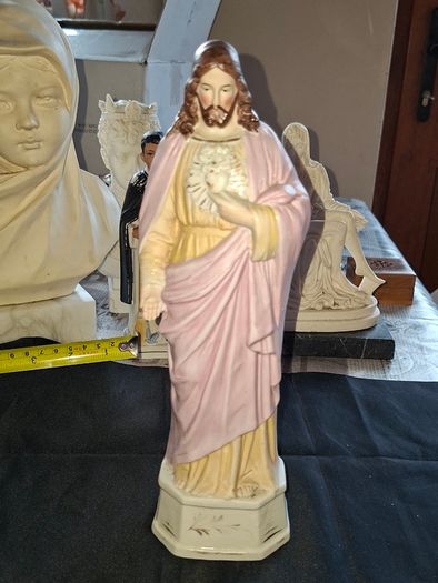 Sacred Heart of Jesus Statue, Postage Available or Collection is always welcome and Recommended in Rochfortbridge Westmeath