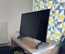LG smart tv 33 inches