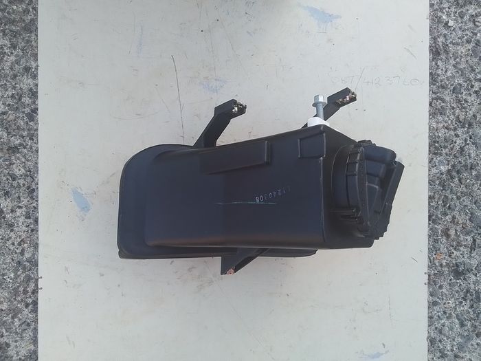 Fiat Punto Front L/H Fog Lamp.