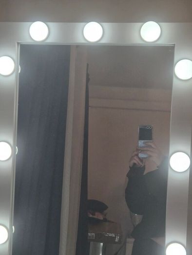 mirror