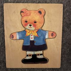 Wooden dress up bear puzzle
