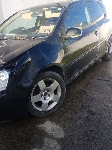 Volkswagen Golf jetta headlight
