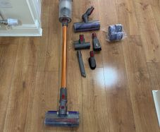 Dyson Cyclone V10 Absolute