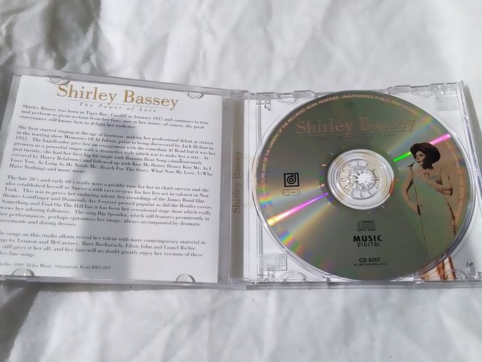 Shirley Bassey - The Power Of Love Cd