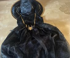 costume