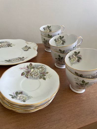 Royal Tara Fine Bone China Tea Set