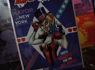Harley Quinn ! Issue #28 ! Vote for Harley Part #1 ! 2017 ! by DC Comics !