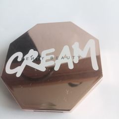 Fenty Beauty Cheeks Out Freestyle Cream Bronzer