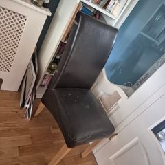 Set of 8 xDark Brown Leathertte Kitchen chairs