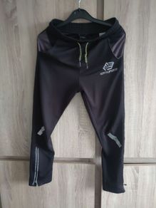 8/10 boy clothes read description