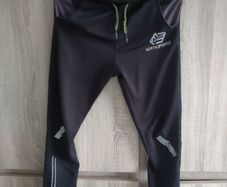 8/10 boy clothes read description