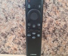 Samsung Smart Tv Remote Bn59-01432d Solar Power Usb-c Genuine Authentic