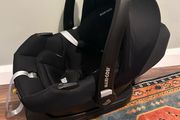 Maxi cosi with isofix