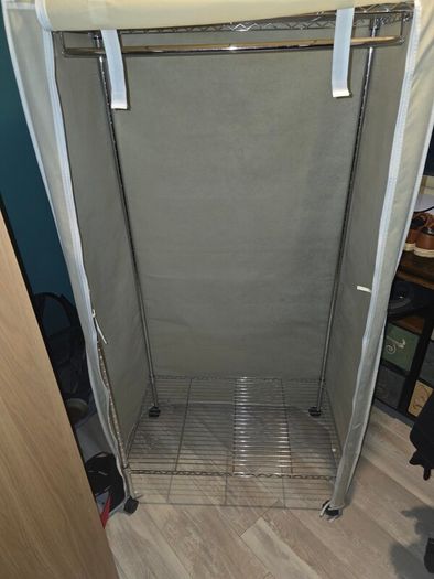 Portable wardrobe/Heavy duty