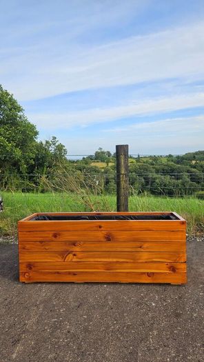 Premium Cedar Planter| 3 for 900 Reduced to clear