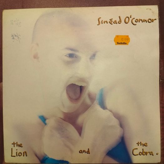 Sinead O'Connor- The Lion and the Cobra (Irish pressing)