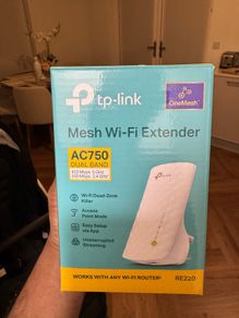 TP-Link AC750 WiFi Extender (RE220) Brand New