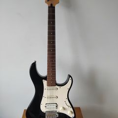 Yamaha Pacifica electric guitar, amp, case and cables