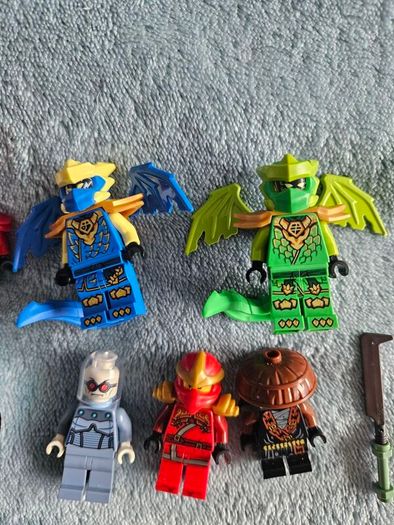 lego minifigures