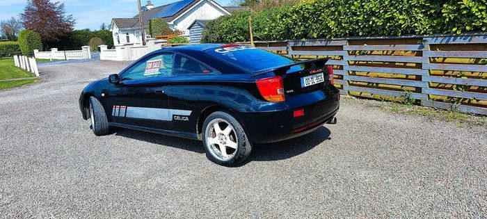 Toyota Celica 2000