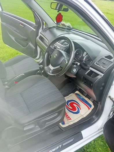 2015 Suzuki Swift nct 17/9//27